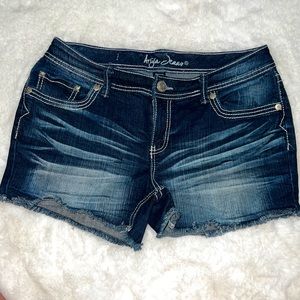 Ariya Jean shorts